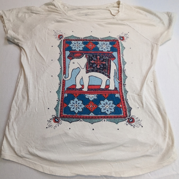 Lucky Brand Elephant Bohemian Style Off-White with Red & Blue Graphic Medium - Picture 2 of 5